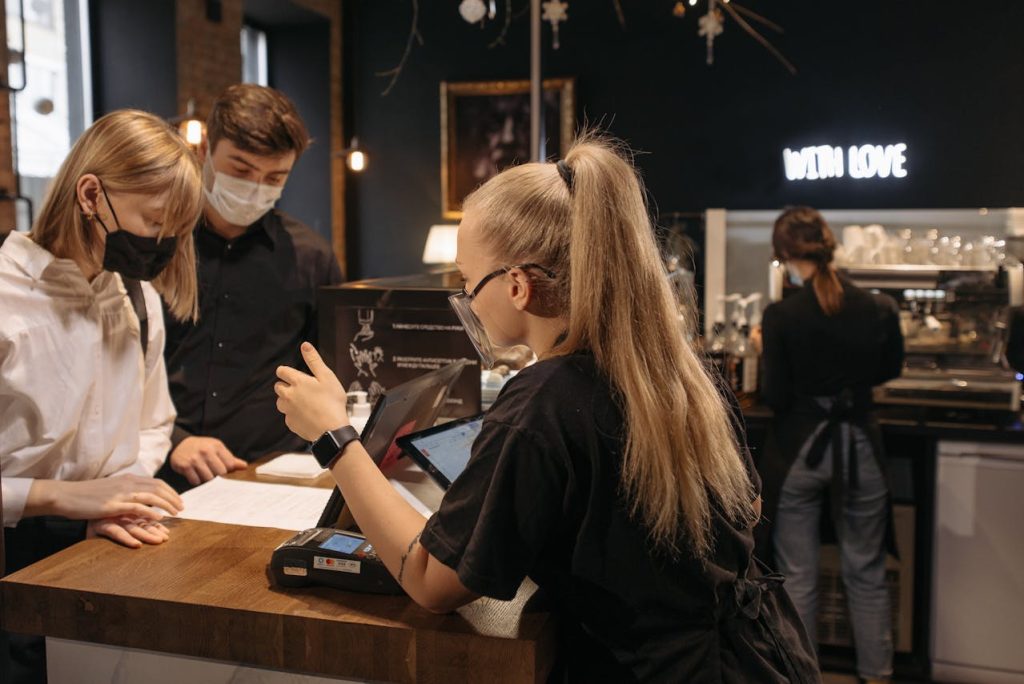 investir dans un système de caisse enregistreuse pour votre restaurant